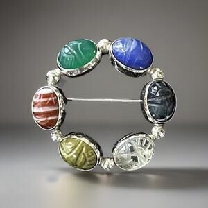 Beautiful Vintage 1/20 12K GF Admark Scarb Pin. Measures 1"